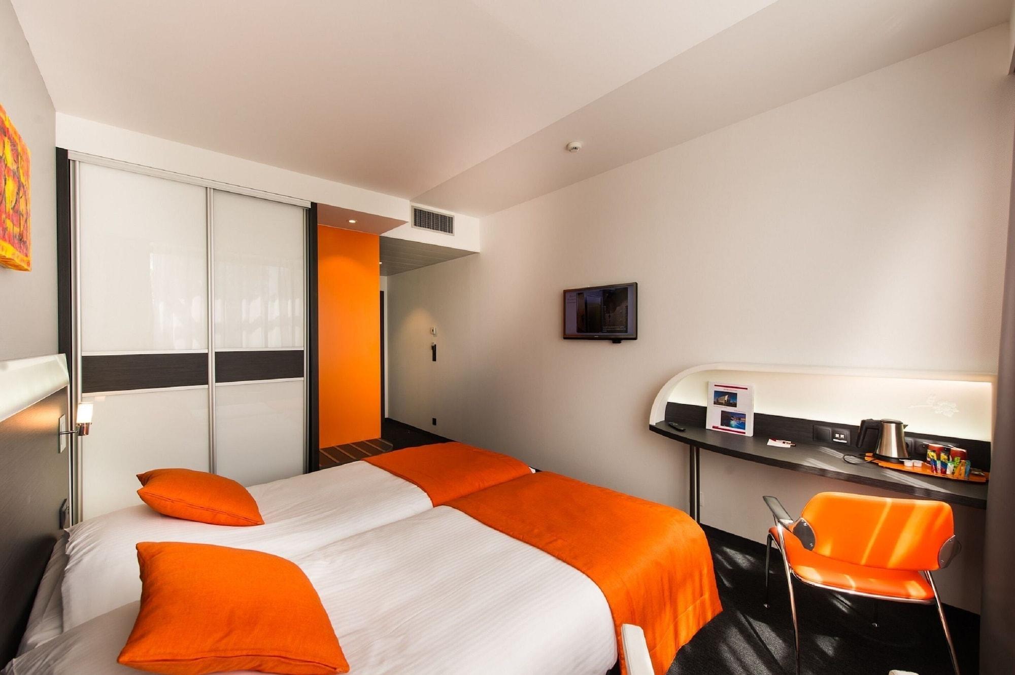 Hotel Restaurant Athena Spa Strasbourg Room photo