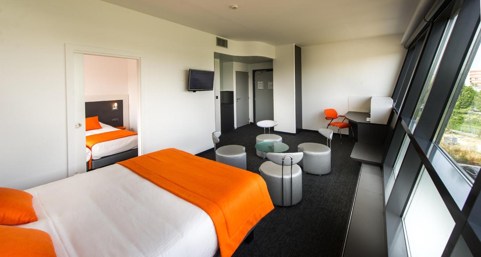 Hotel Restaurant Athena Spa Strasbourg Room photo
