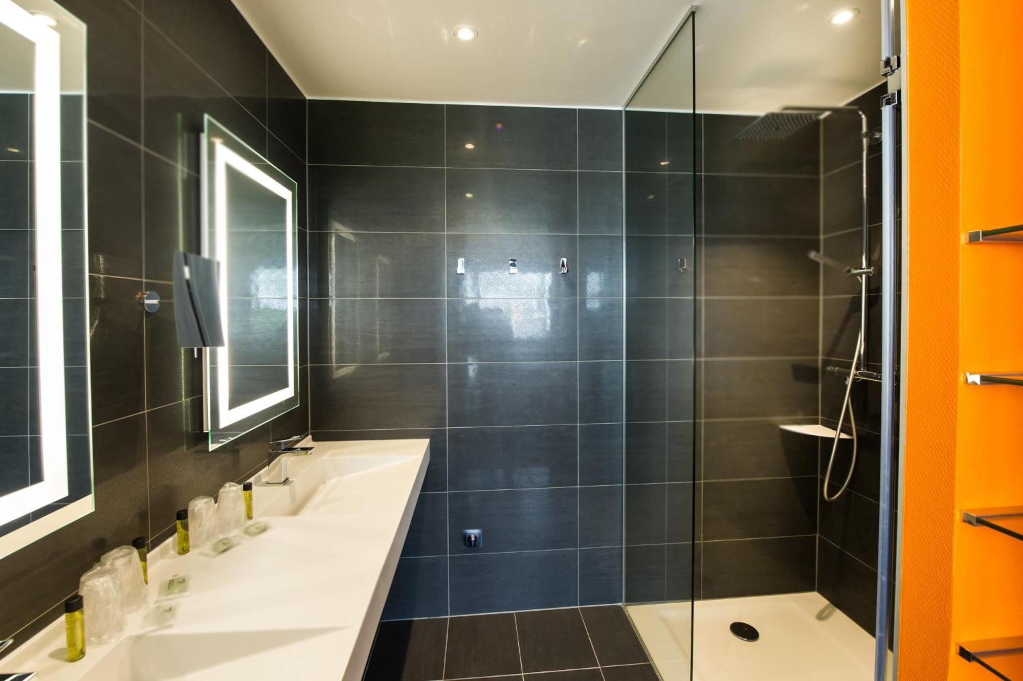 Hotel Restaurant Athena Spa Strasbourg Room photo