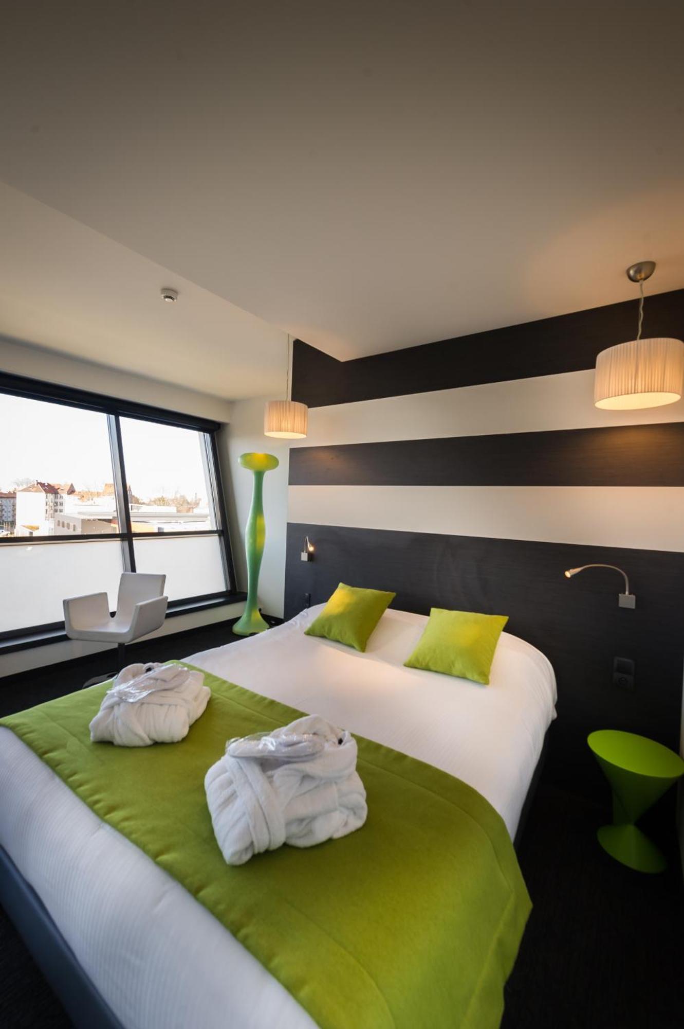 Hotel Restaurant Athena Spa Strasbourg Room photo