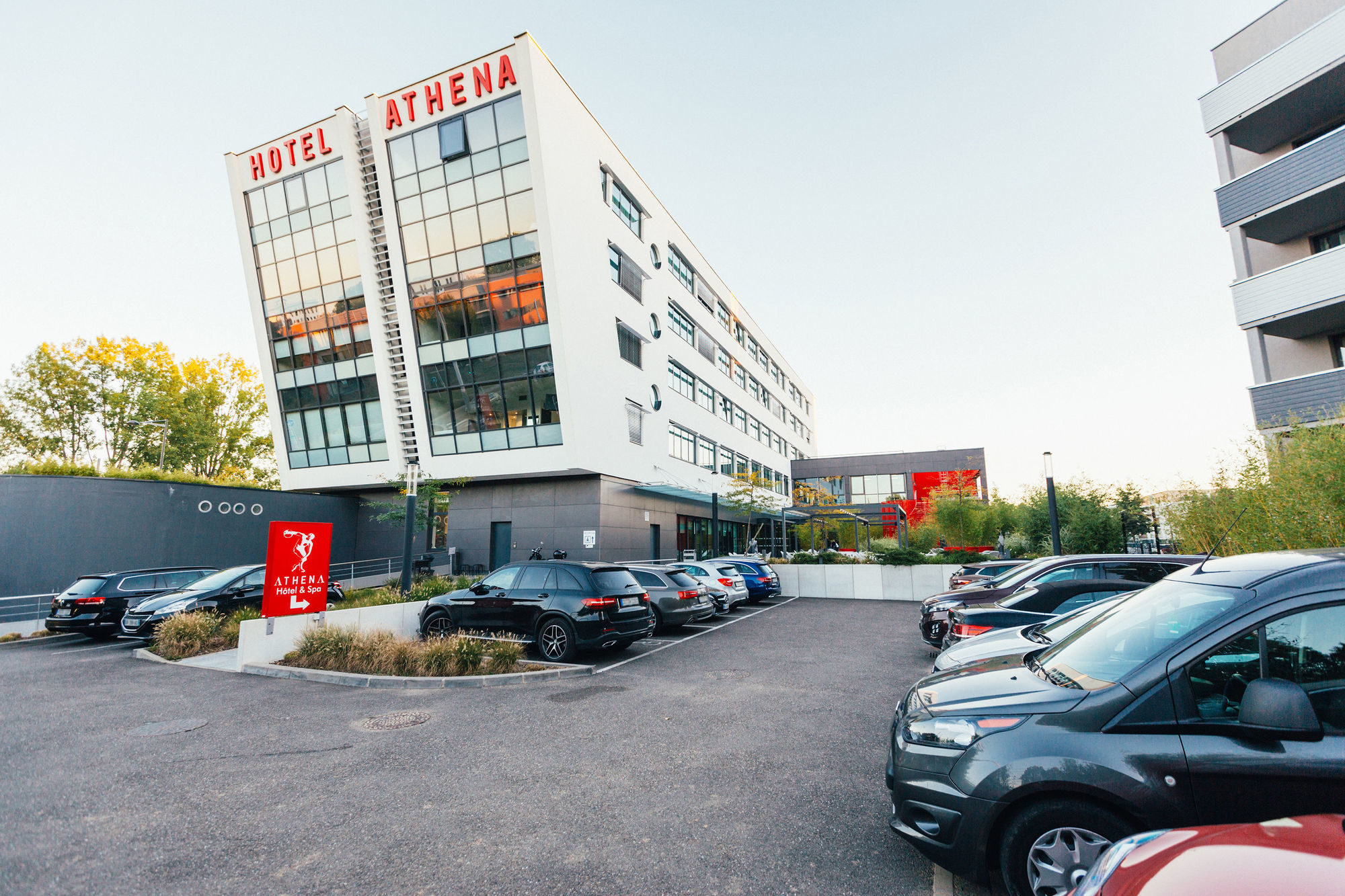 Hotel Restaurant Athena Spa Strasbourg Exterior photo